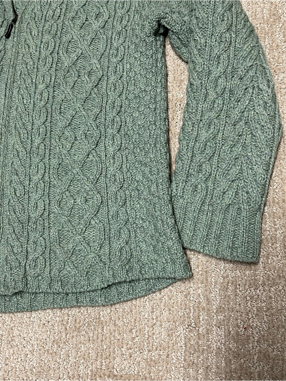Irish Inis Crafts green wool cable knit full zip cardigan, M - Picture 7 of 11